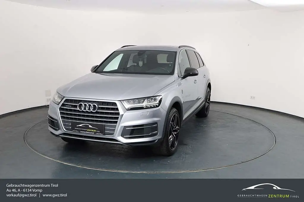 Photo 1 : Audi Q7 2018 Diesel