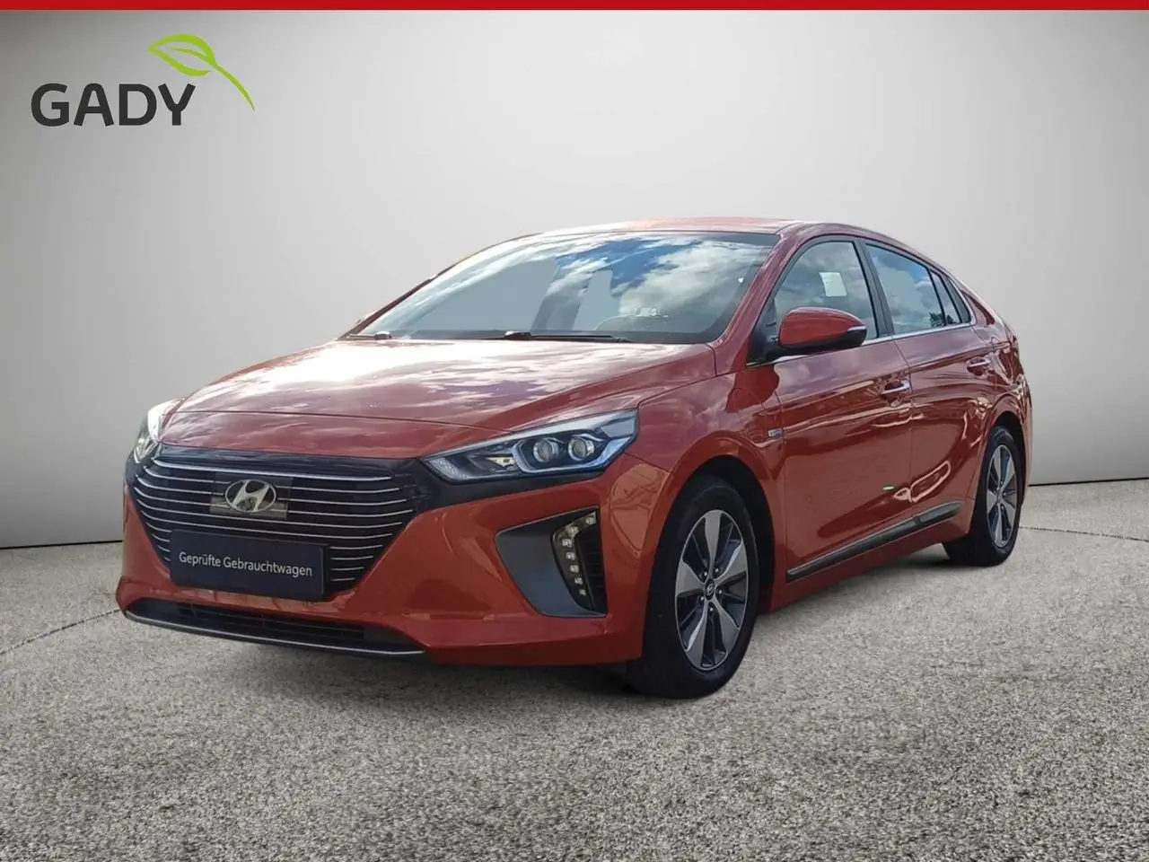 Photo 1 : Hyundai Ioniq 2017 Hybrid