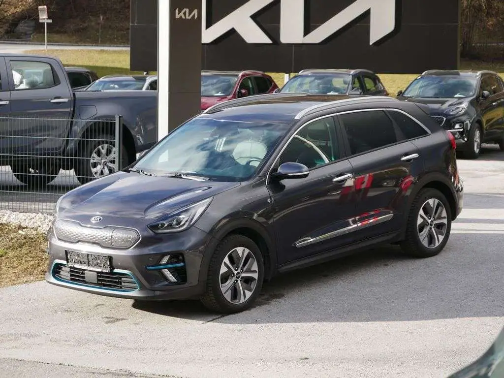 Photo 1 : Kia Niro 2020 Électrique