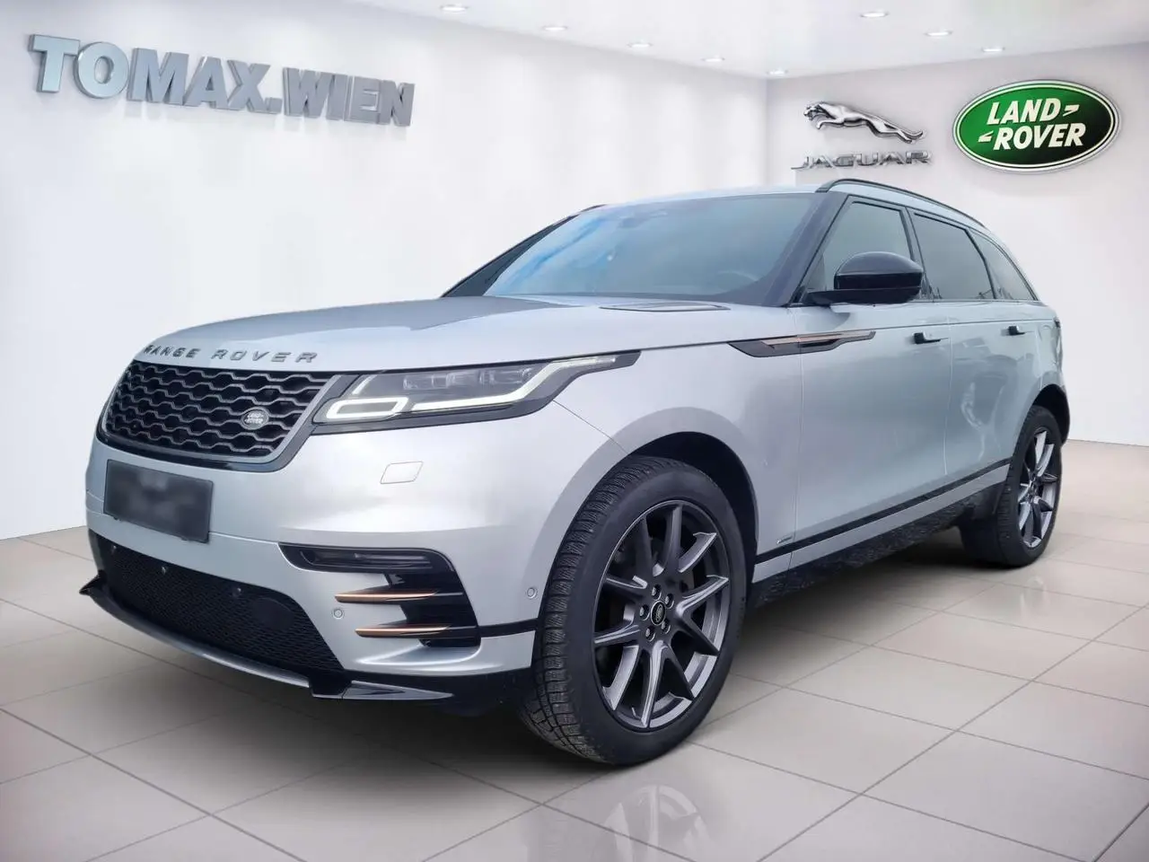 Photo 1 : Land Rover Range Rover Velar 2021 Petrol