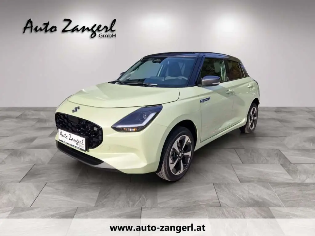 Photo 1 : Suzuki Swift 2024 Petrol