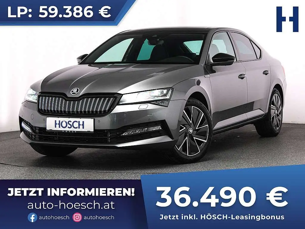 Photo 1 : Skoda Superb 2023 Hybrid