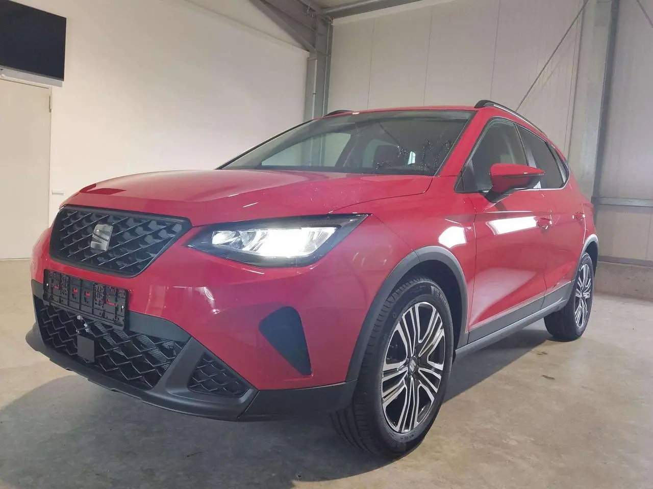 Photo 1 : Seat Arona 2024 Petrol