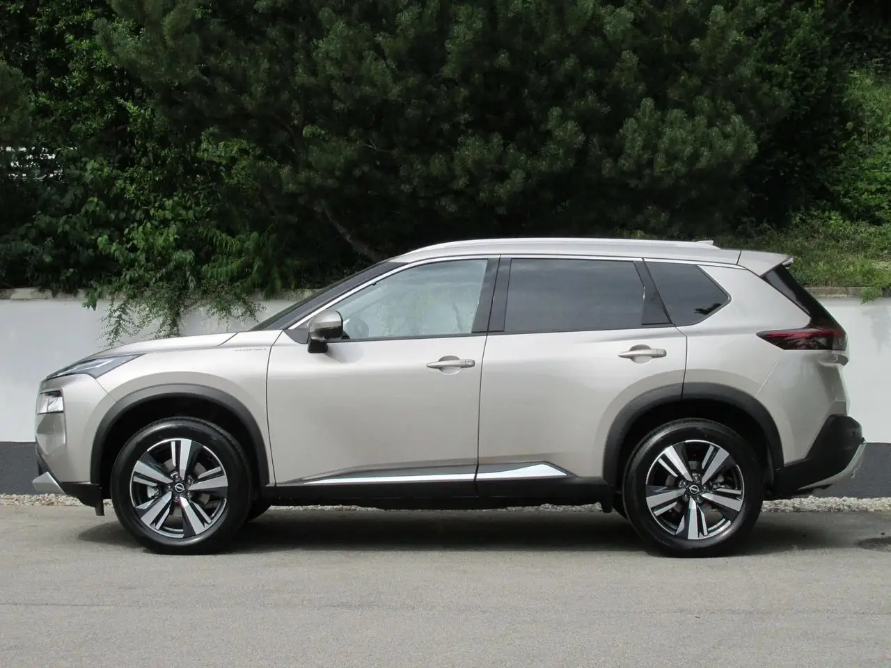 Photo 1 : Nissan X-trail 2023 Petrol