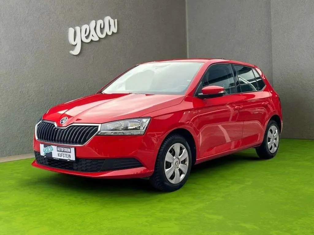 Photo 1 : Skoda Fabia 2020 Petrol