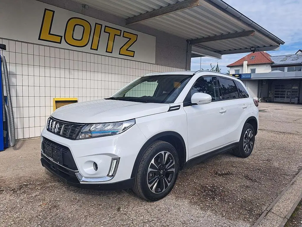 Photo 1 : Suzuki Vitara 2023 Petrol