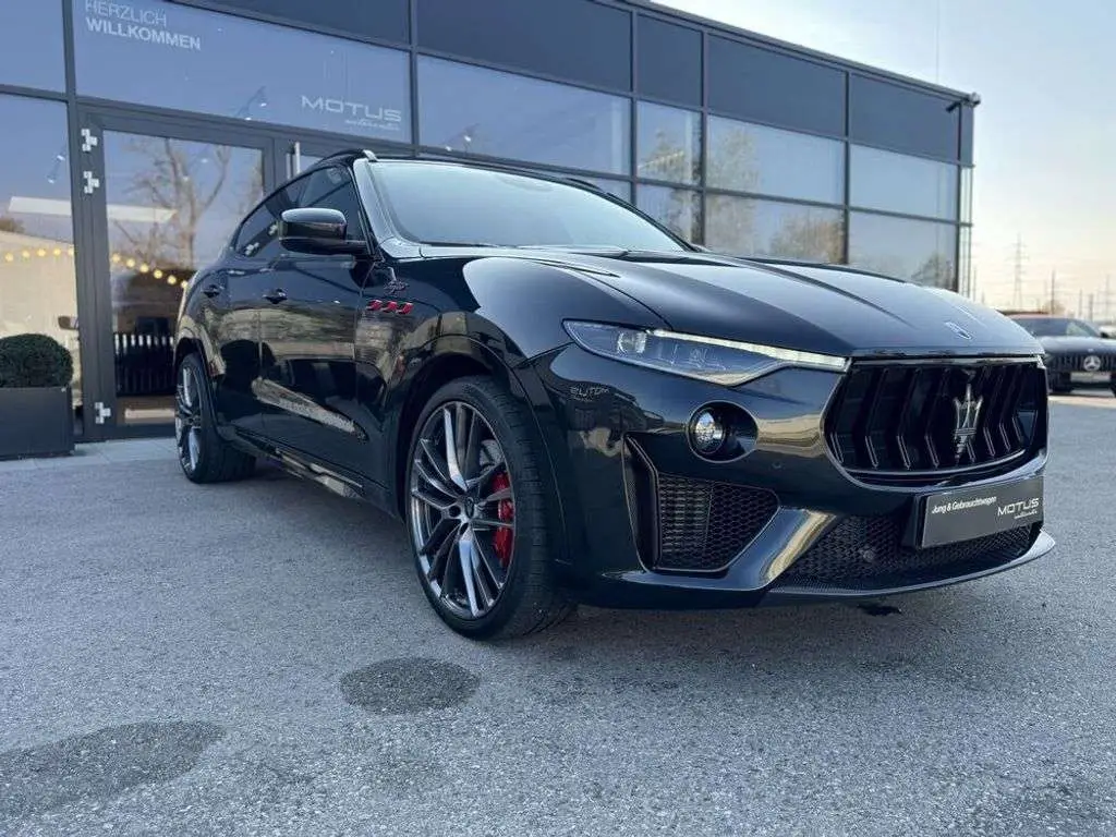 Photo 1 : Maserati Levante 2022 Petrol