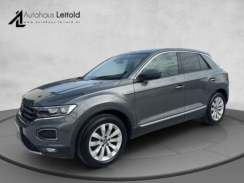 Photo 1 : Volkswagen T-roc 2021 Essence