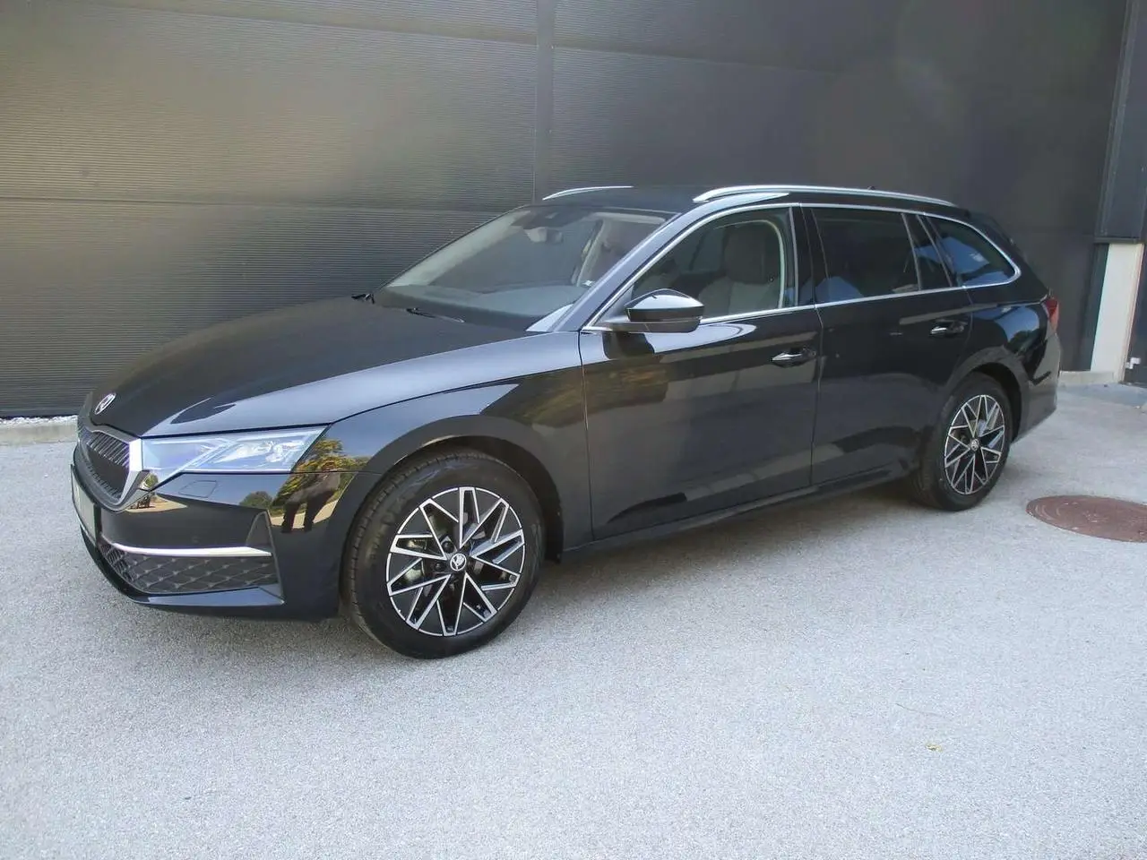 Photo 1 : Skoda Octavia 2024 Diesel