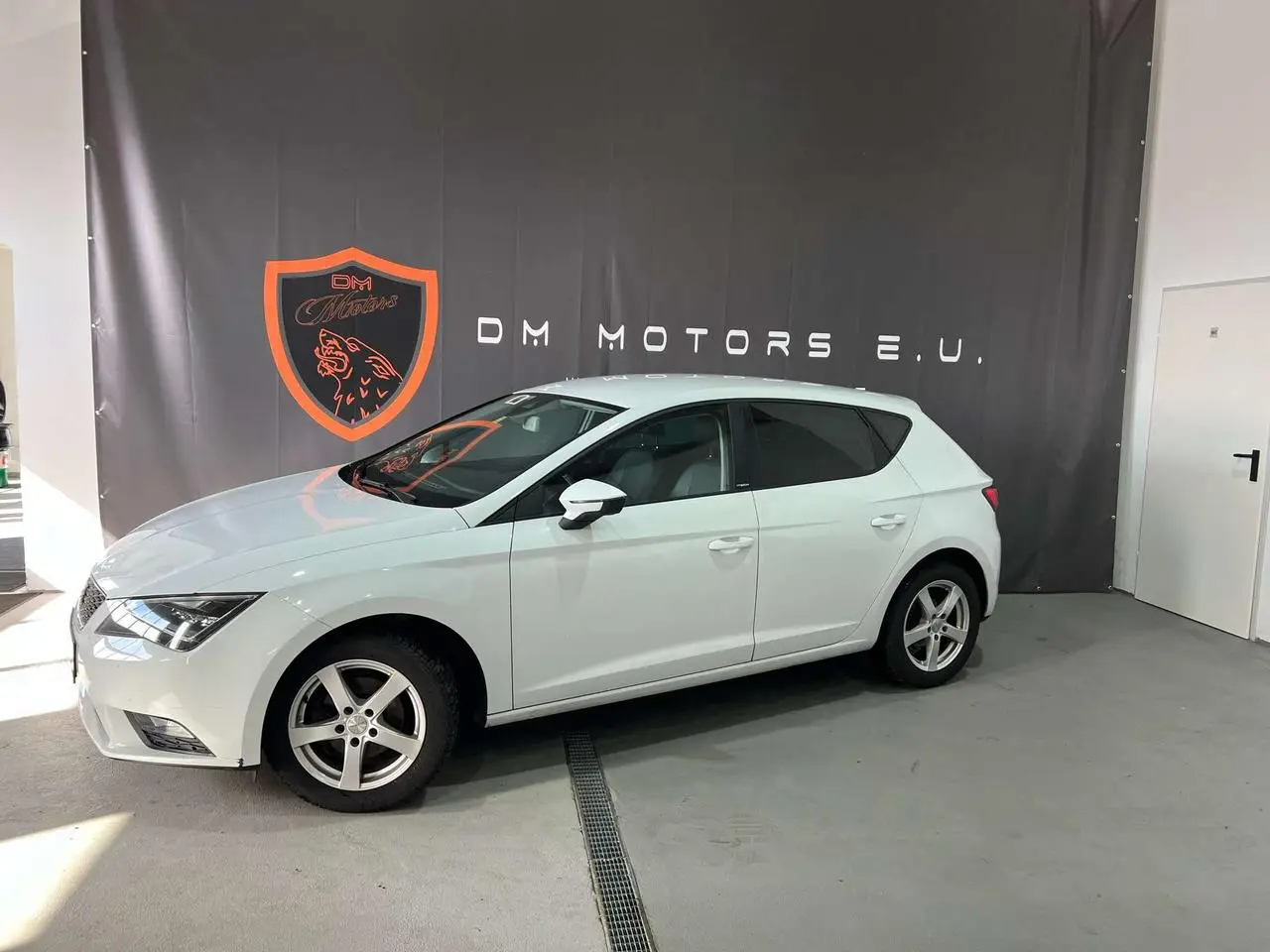 Photo 1 : Seat Leon 2015 Petrol