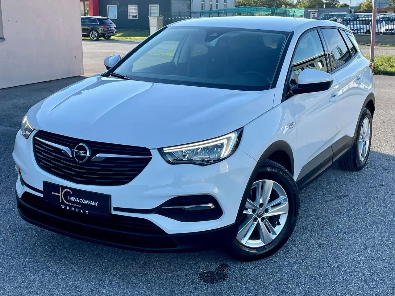 Photo 1 : Opel Grandland 2020 Petrol