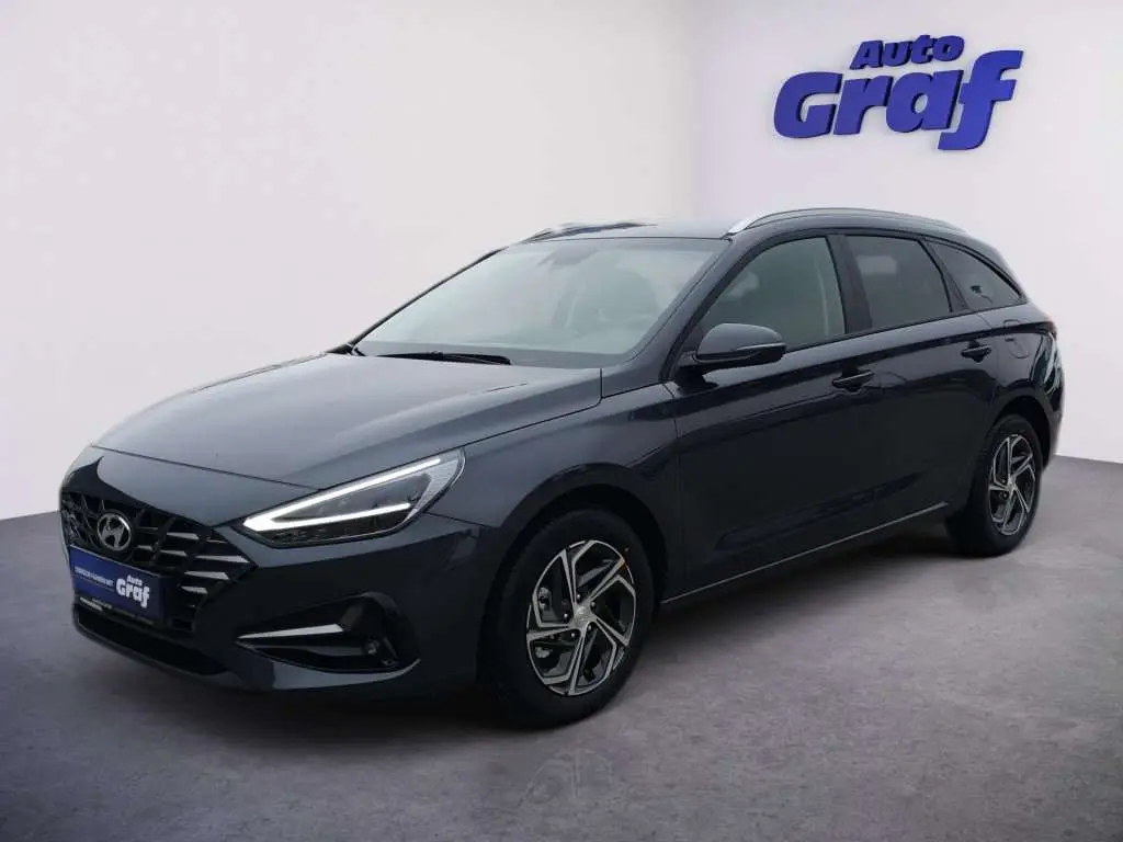 Photo 1 : Hyundai I30 2024 Petrol