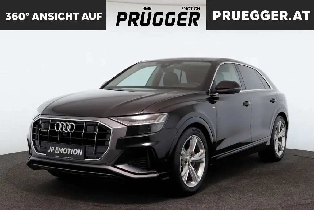 Photo 1 : Audi Q8 2021 Hybrid