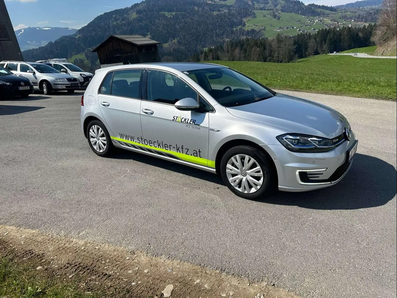 Photo 1 : Volkswagen Golf 2019 Électrique