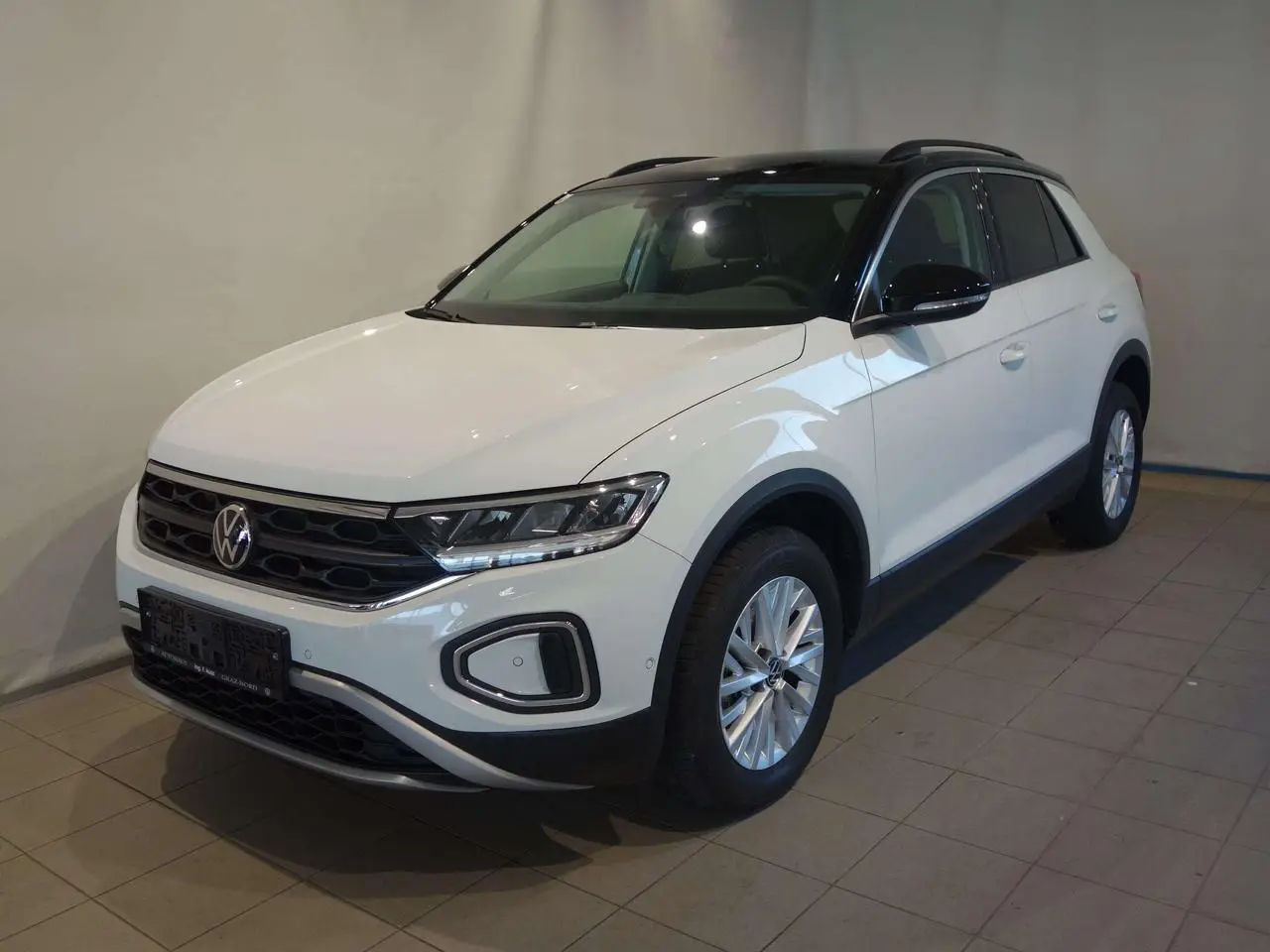 Photo 1 : Volkswagen T-roc 2024 Petrol