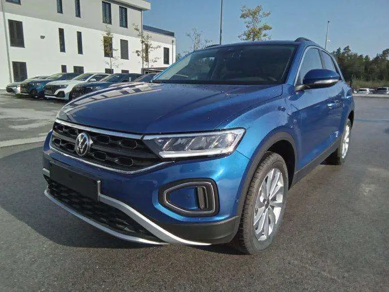 Photo 1 : Volkswagen T-roc 2024 Essence