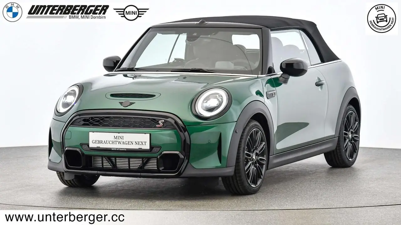 Photo 1 : Mini Cooper 2024 Petrol