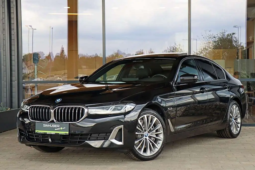 Photo 1 : Bmw Serie 5 2023 Hybrid