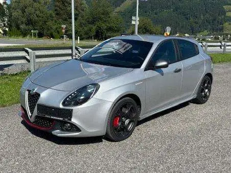 Photo 1 : Alfa Romeo Giulietta 2016 Essence