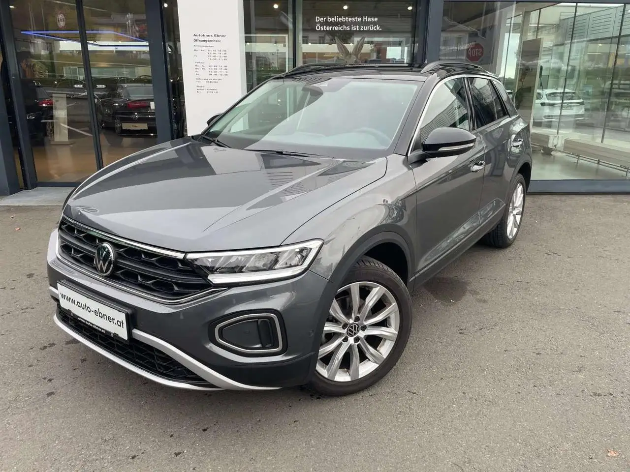 Photo 1 : Volkswagen T-roc 2024 Petrol