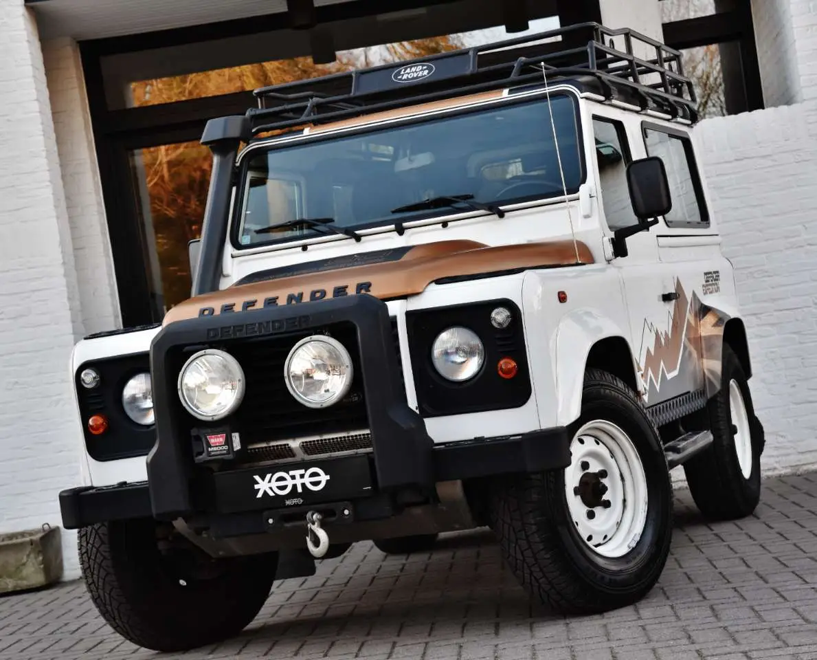 Land Rover Defender 90 Autobiography (2015) en vente pour 93 340 €