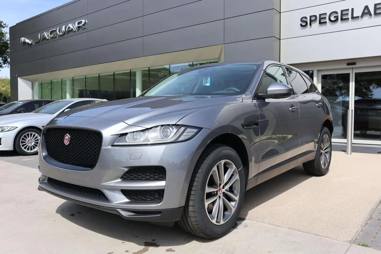 Photo 1 : Jaguar F-pace 2021 Petrol