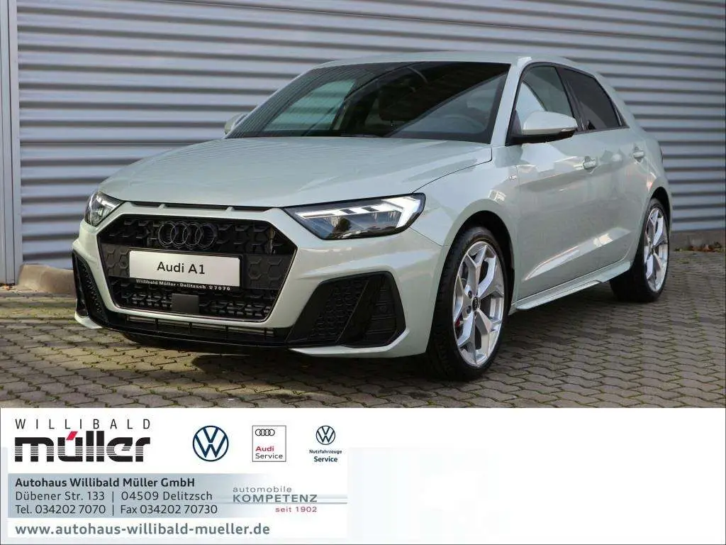 Photo 1 : Audi A1 2022 Essence