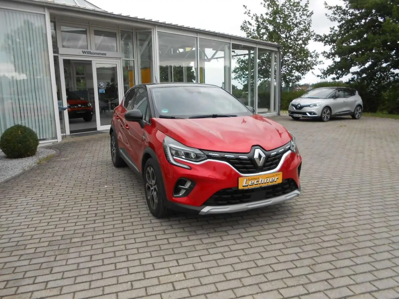 Photo 1 : Renault Captur 2021 Essence