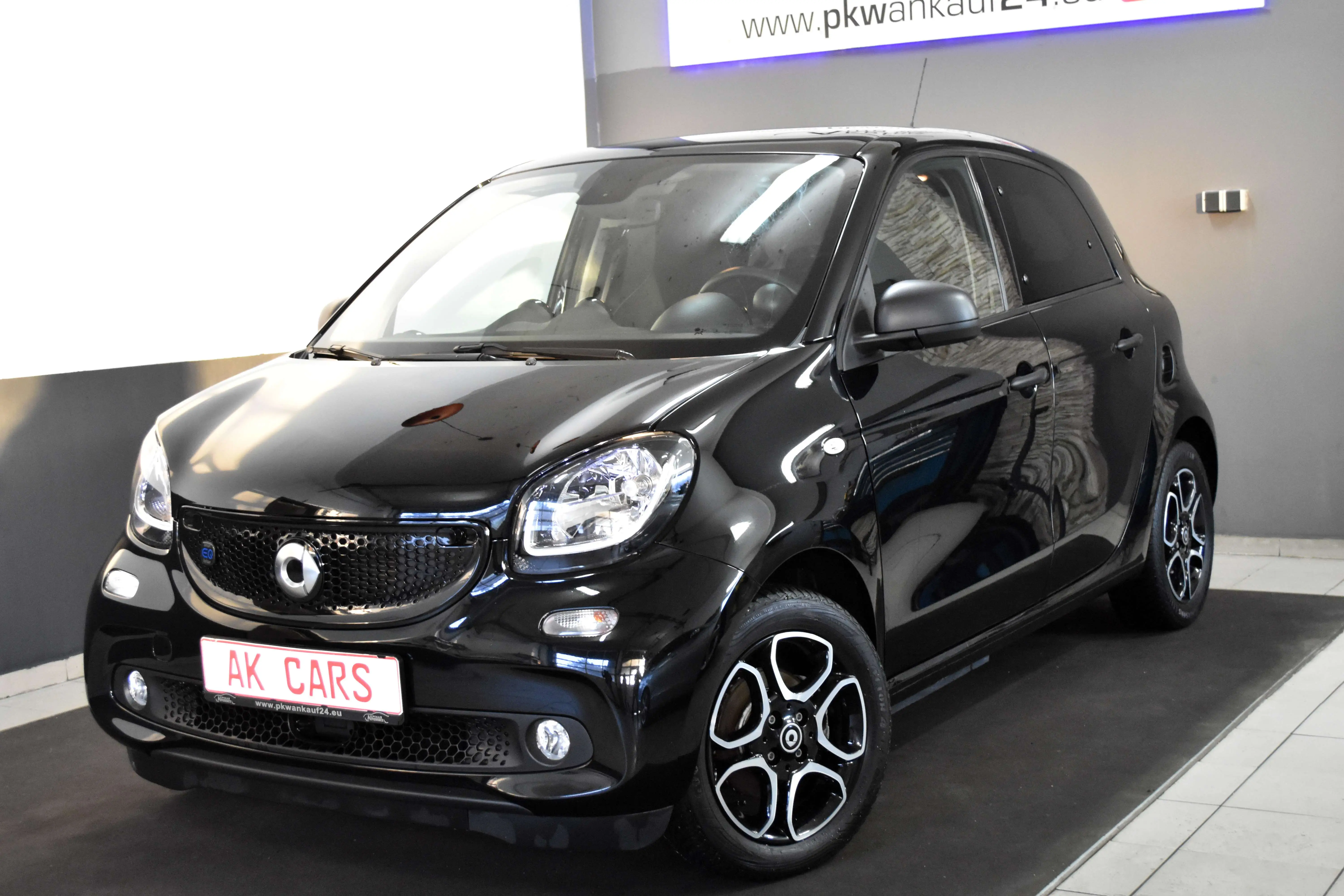 Photo 1 : Smart Forfour 2019 Électrique