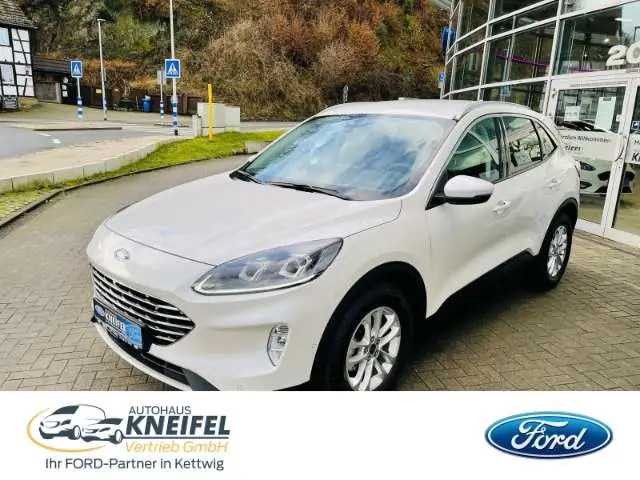 Photo 1 : Ford Kuga 2022 Essence