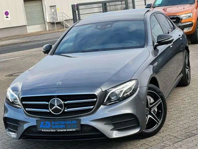 Photo 1 : Mercedes-benz Classe E 2019 Hybride