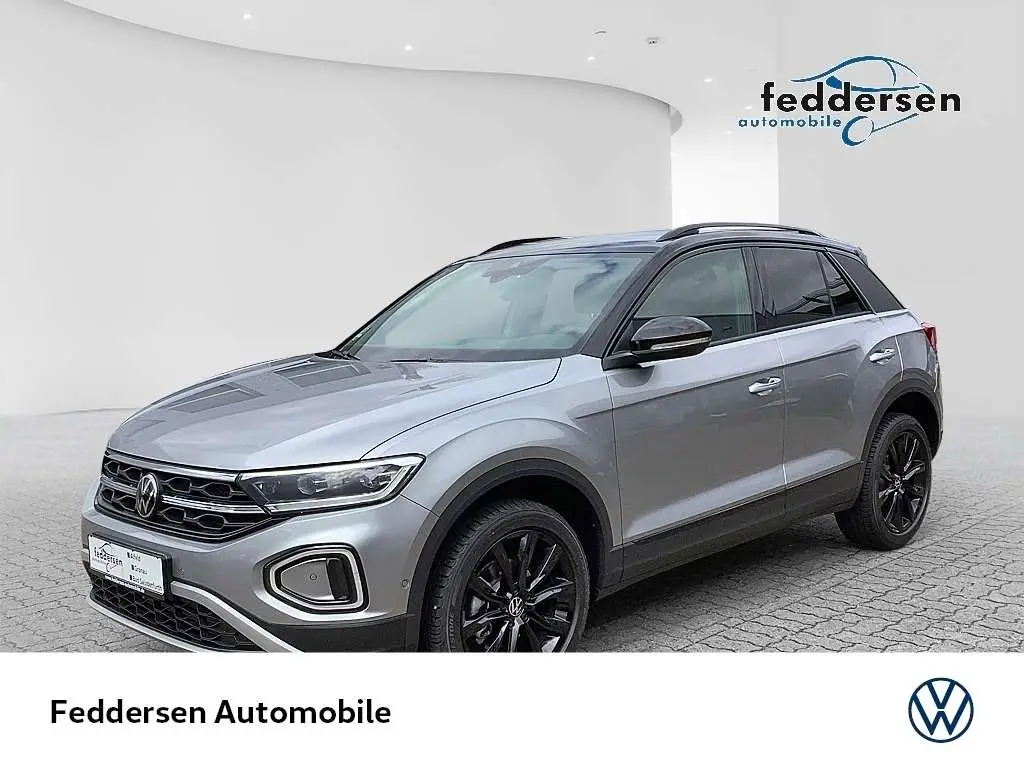 Photo 1 : Volkswagen T-roc 2023 Essence