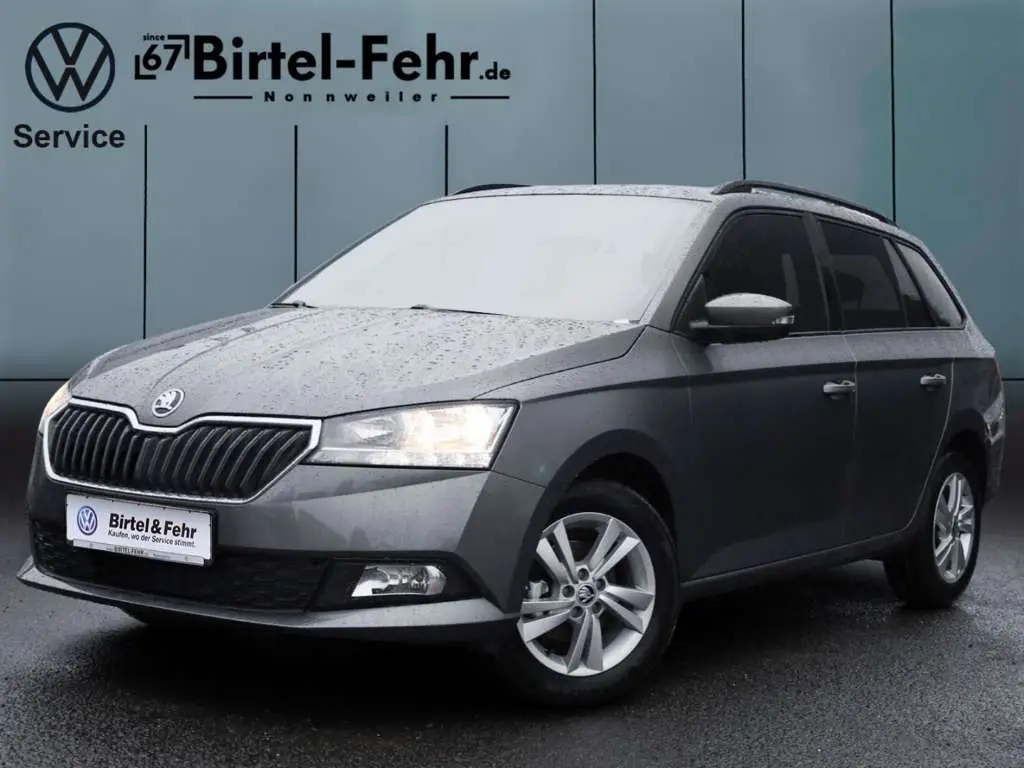 Photo 1 : Skoda Fabia 2024 Essence