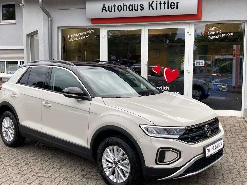 Photo 1 : Volkswagen T-roc 2022 Petrol