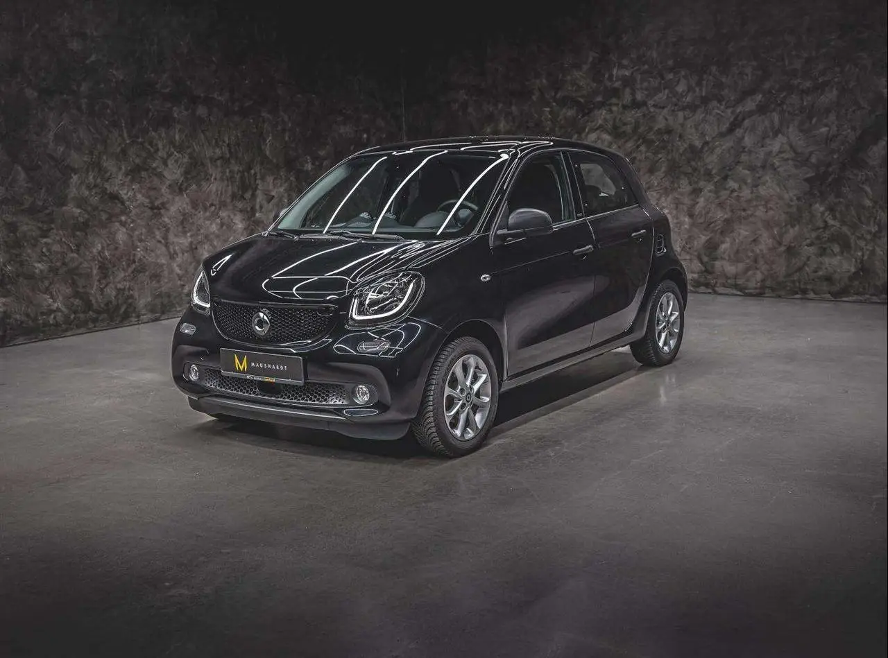 Photo 1 : Smart Forfour 2019 Essence