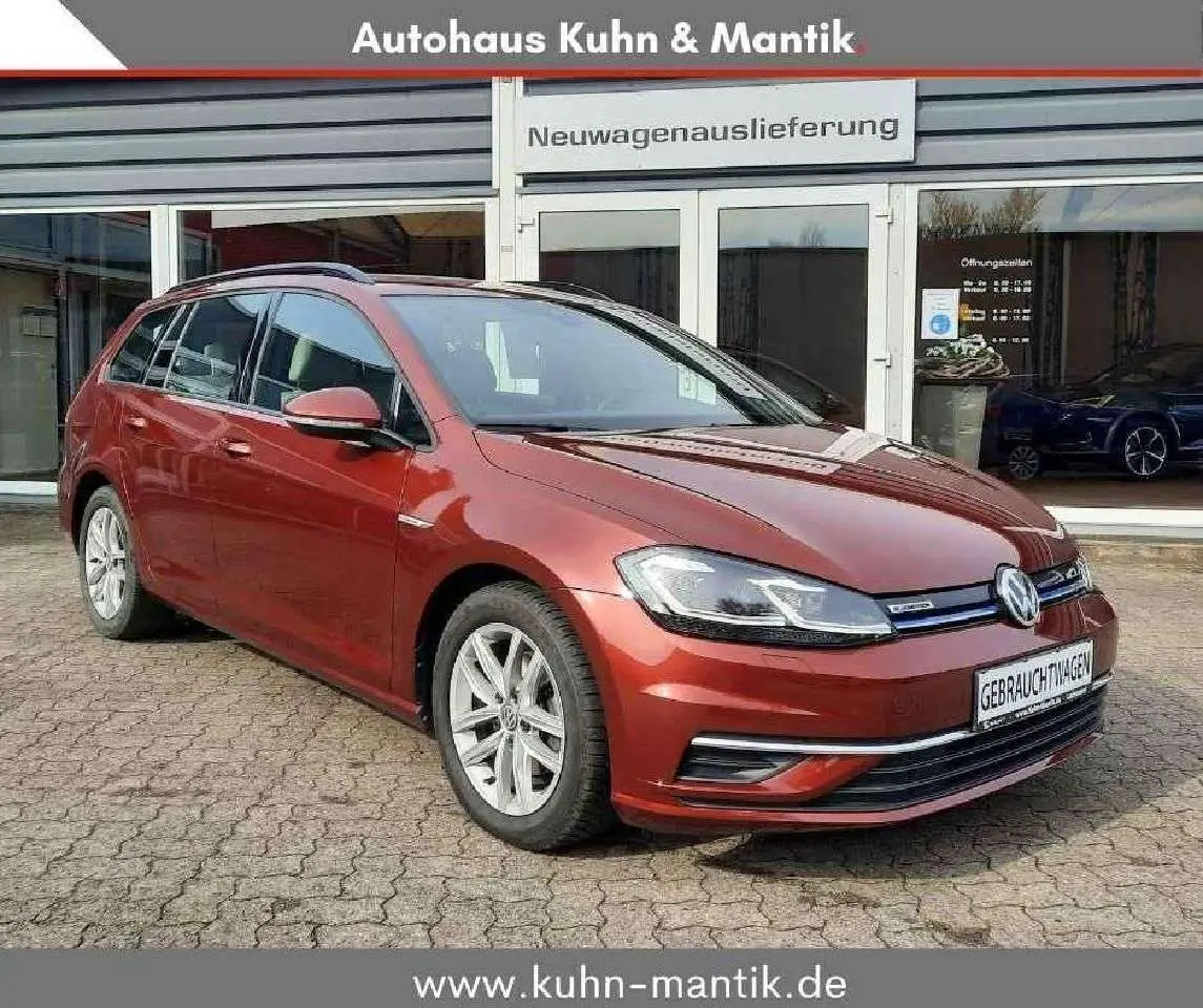 Photo 1 : Volkswagen Golf 2019 Petrol