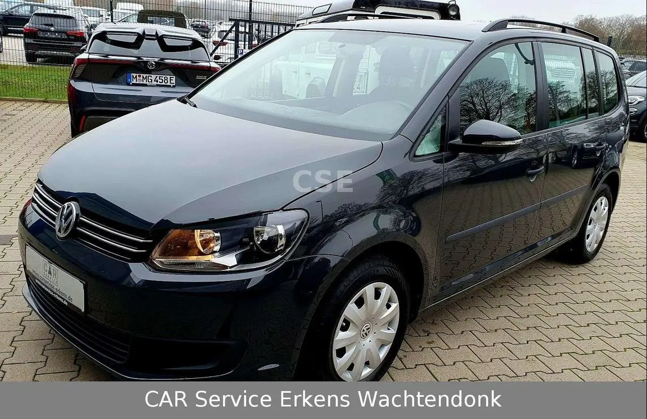 Photo 1 : Volkswagen Touran 2014 Essence