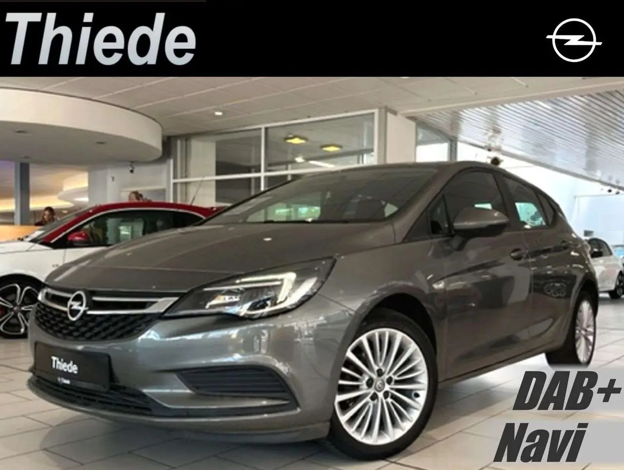 Photo 1 : Opel Astra 2018 Essence