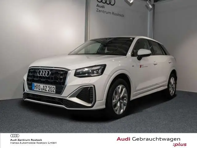 Photo 1 : Audi Q2 2021 Essence