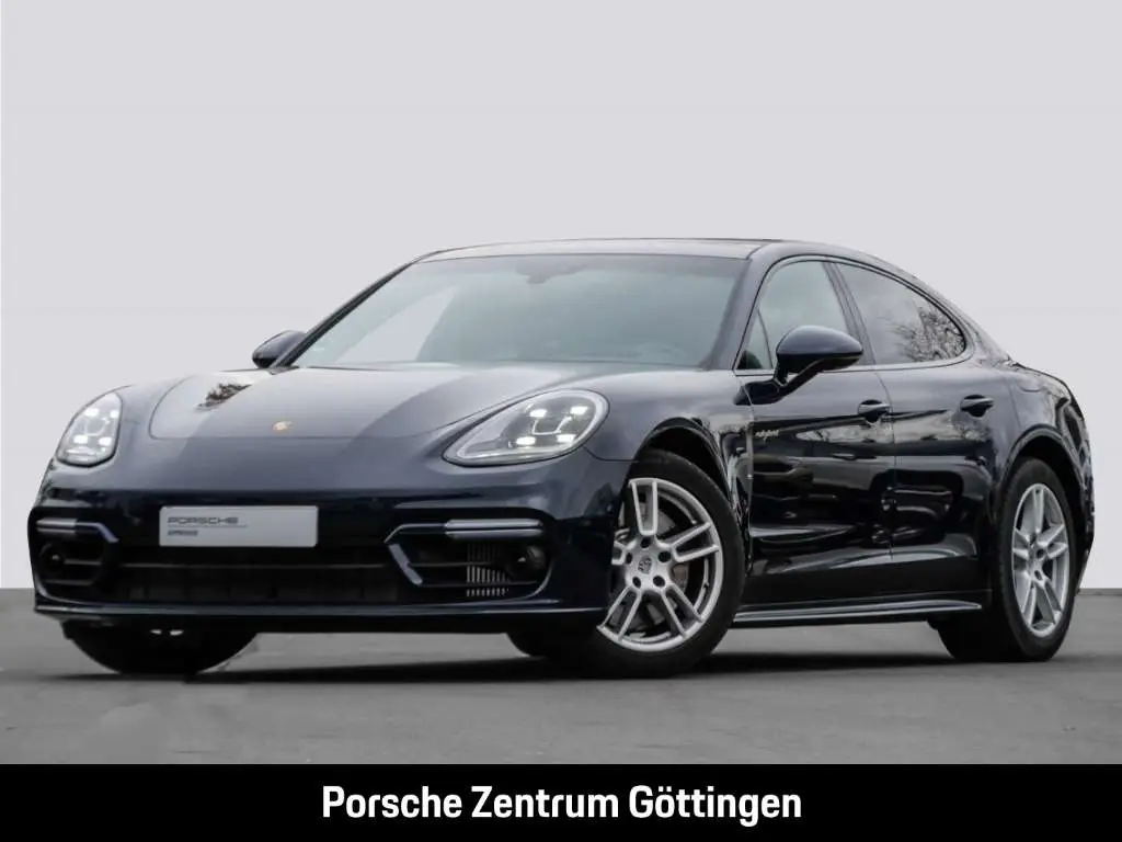 Photo 1 : Porsche Panamera 2022 Hybrid