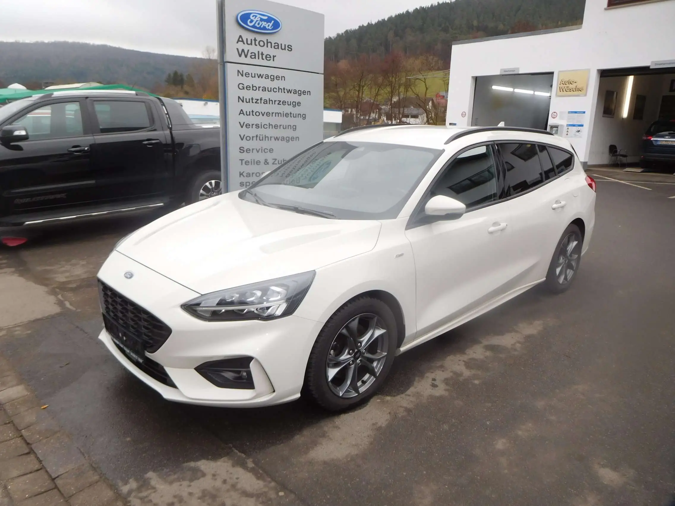 Photo 1 : Ford Focus 2020 Petrol