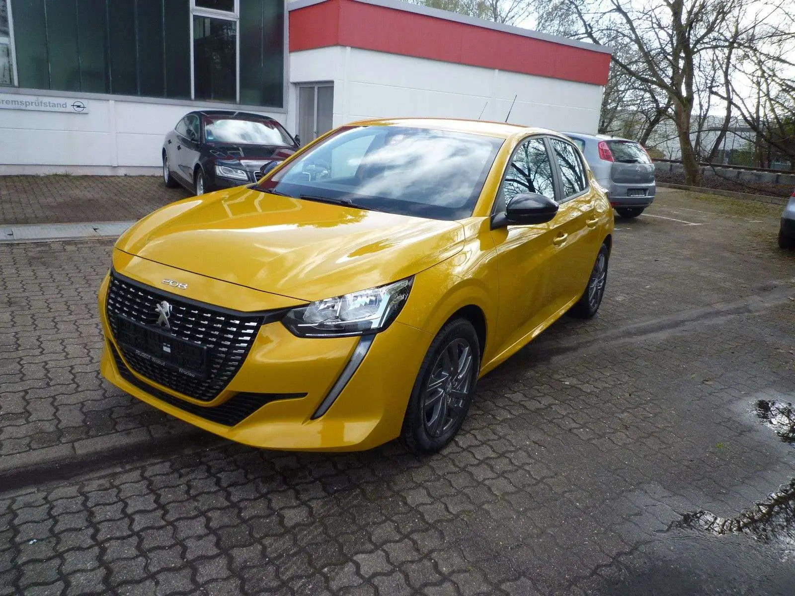 Photo 1 : Peugeot 208 2024 Petrol