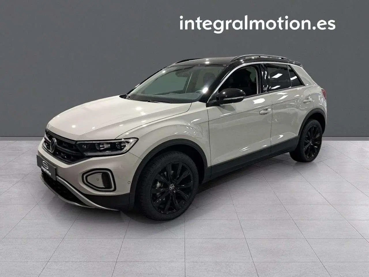 Photo 1 : Volkswagen T-roc 2024 Diesel