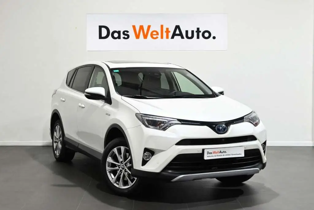 Photo 1 : Toyota Rav4 2017 Hybrid