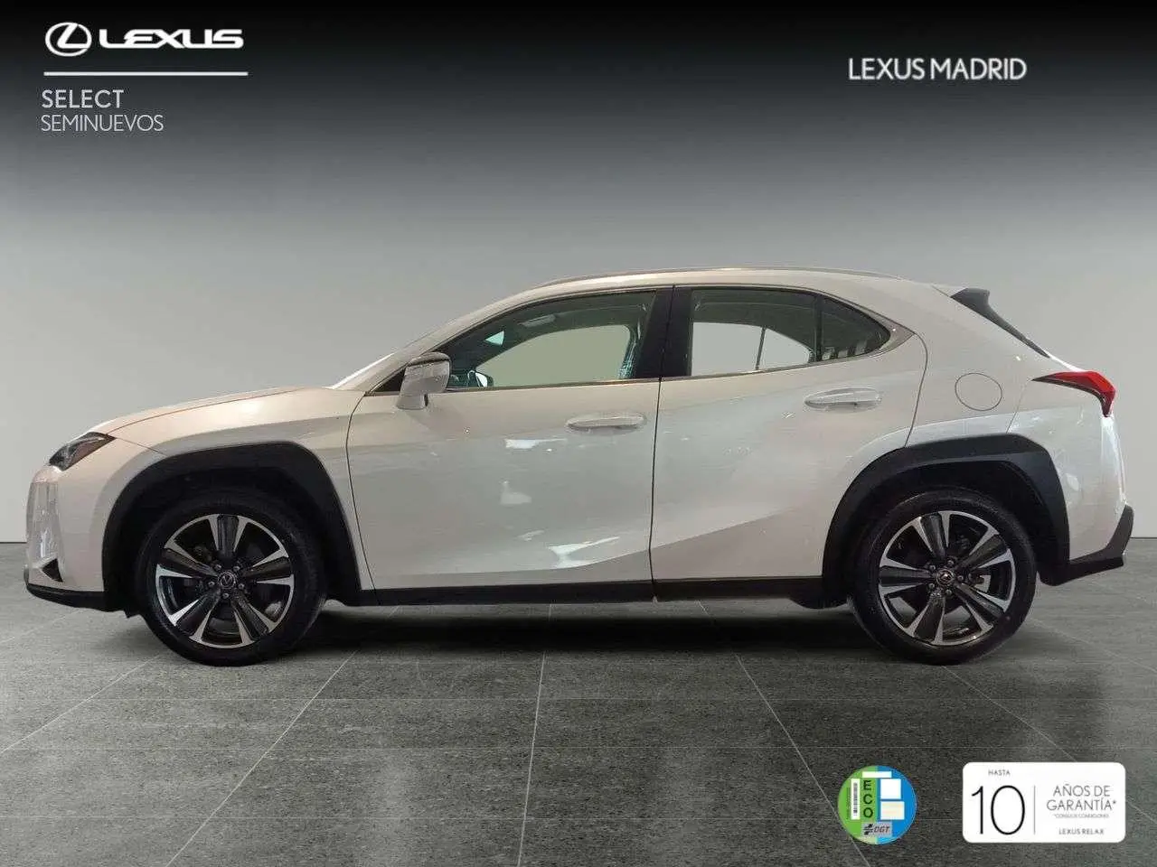 Photo 1 : Lexus Ux 2019 Hybrid