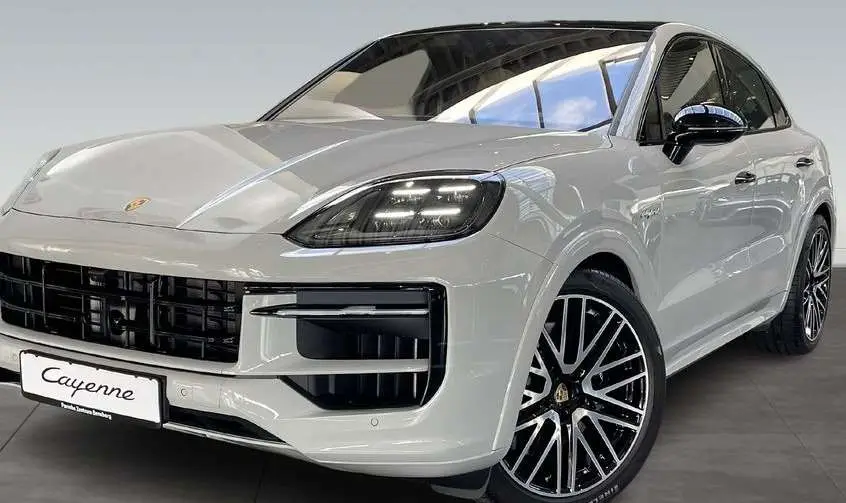 Photo 1 : Porsche Cayenne 2024 Hybrid