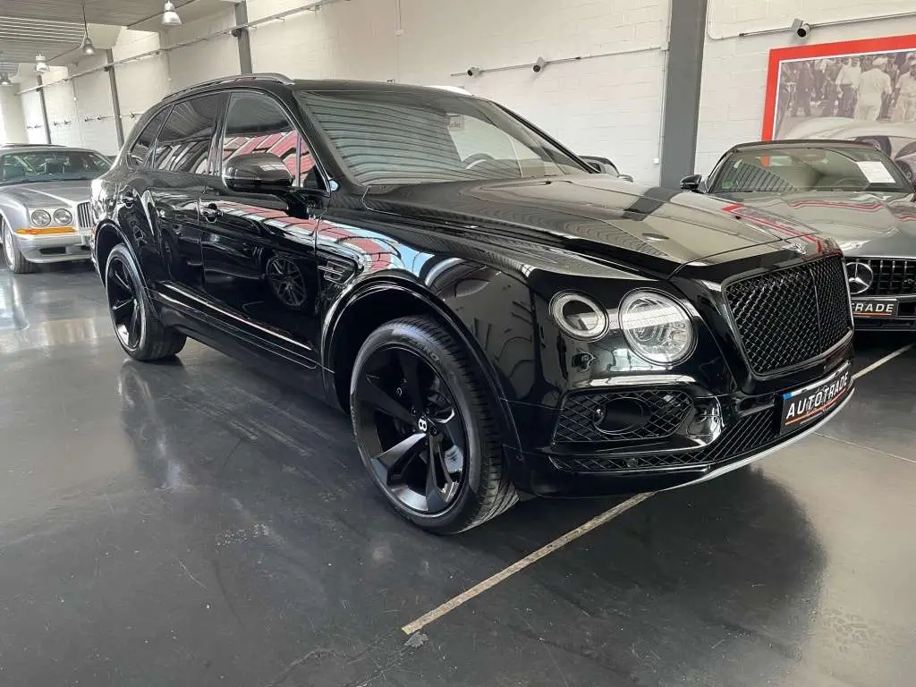 Photo 1 : Bentley Bentayga 2018 Petrol