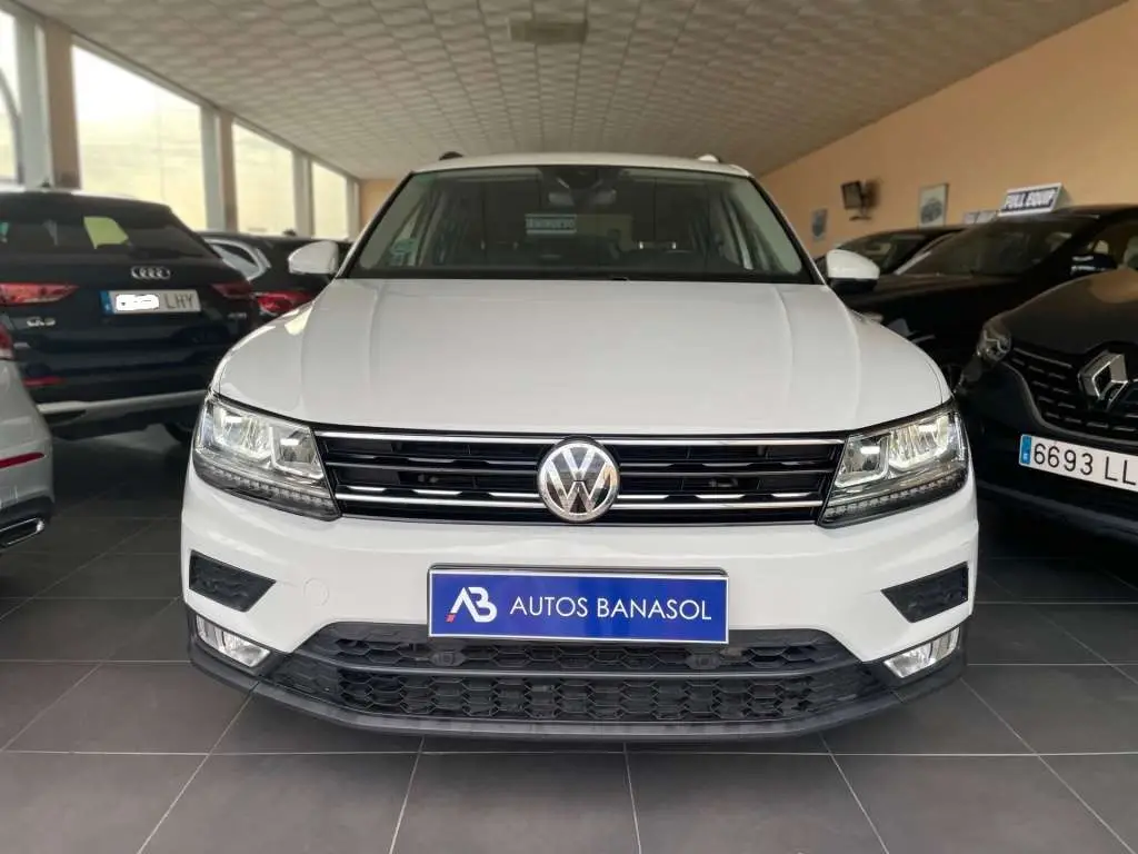 Photo 1 : Volkswagen Tiguan 2017 Diesel