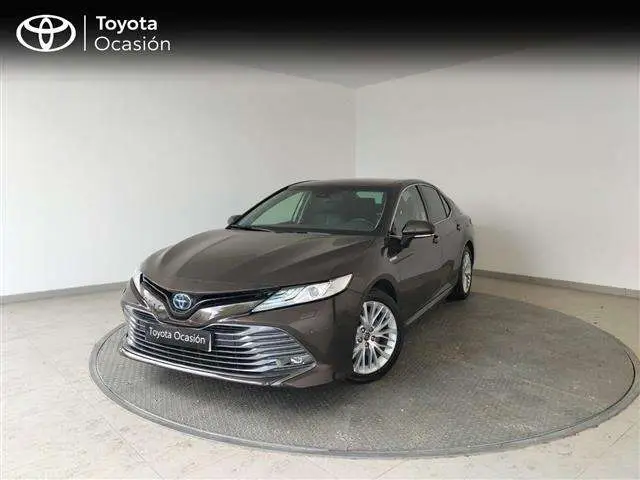 Photo 1 : Toyota Camry 2019 Hybrid