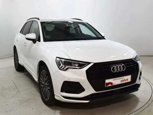 Photo 1 : Audi Q3 2024 Diesel